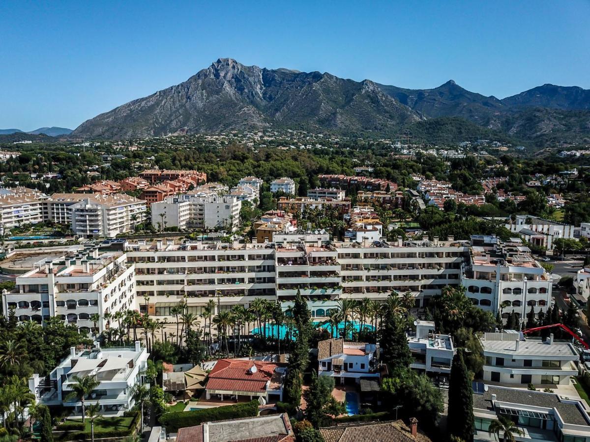 Guadalpin Suites Marbella Exterior photo